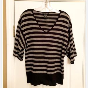 New York & Co. Black & Gray Sweater